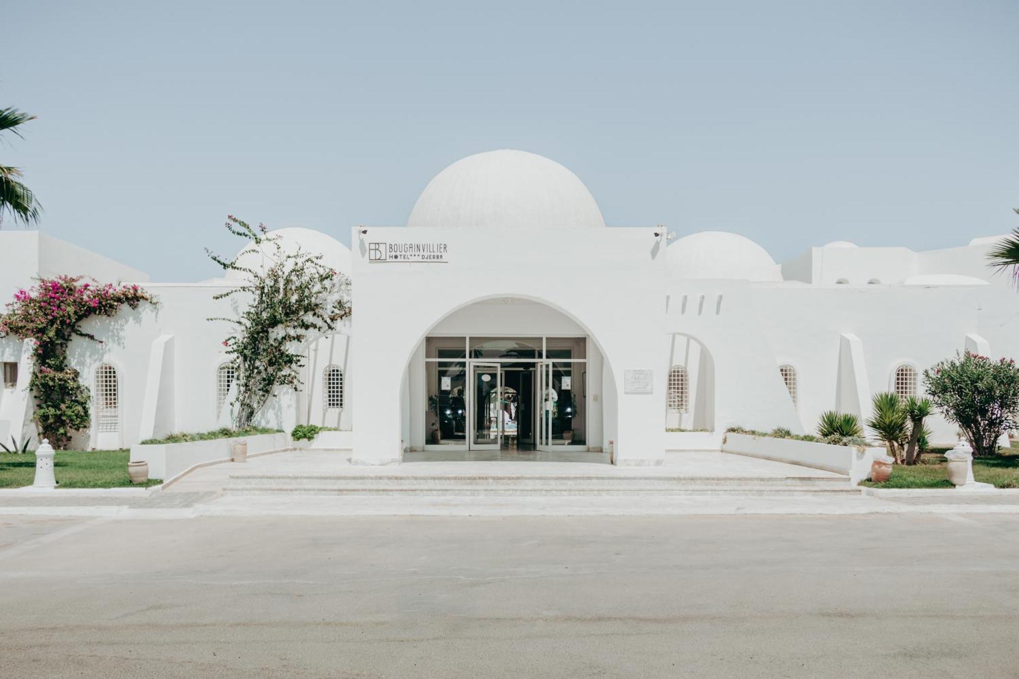 Hotel Bougainvillier Djerba Taguermess Buitenkant foto